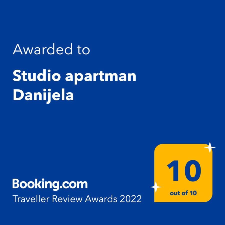 Studio Apartman Danijela Pula Exterior photo