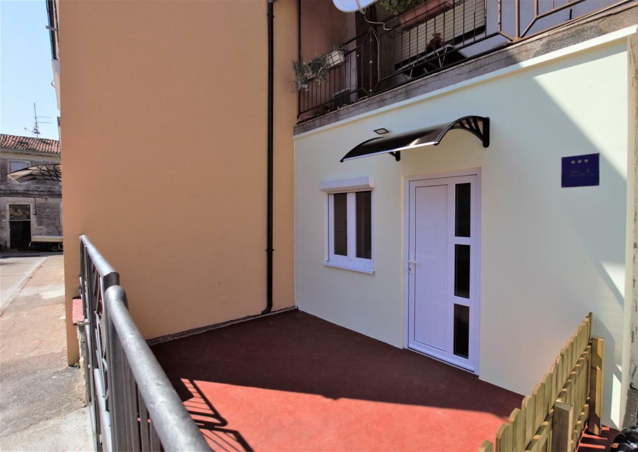 Studio Apartman Danijela Pula Exterior photo